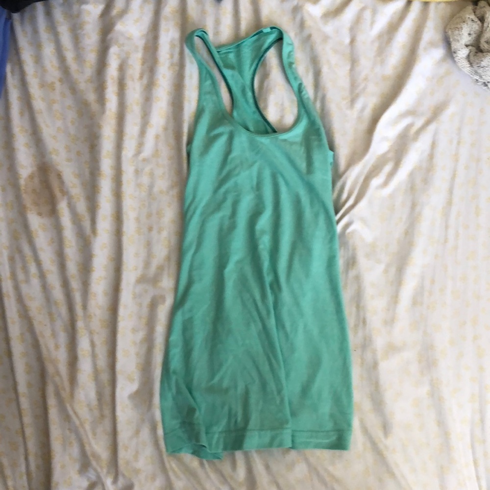 Lululemon tank top